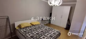 1-комнатная квартира, этаж 11 из 15, 37 м²
