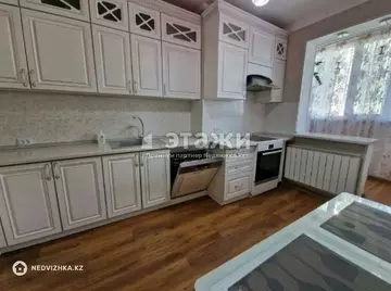 3-комнатная квартира, этаж 9 из 18, 81 м²