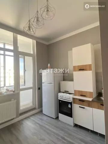 1-комнатная квартира, этаж 10 из 16, 36 м²