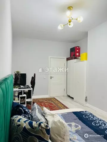 3-комнатная квартира, этаж 19 из 19, 97 м²