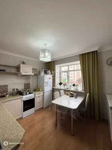 72.5 м², 3-комнатная квартира, этаж 2 из 7, 72 м², изображение - 0