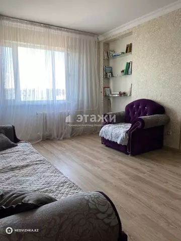 3-комнатная квартира, этаж 12 из 12, 90 м²