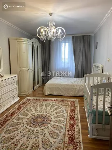 3-комнатная квартира, этаж 13 из 17, 107 м²