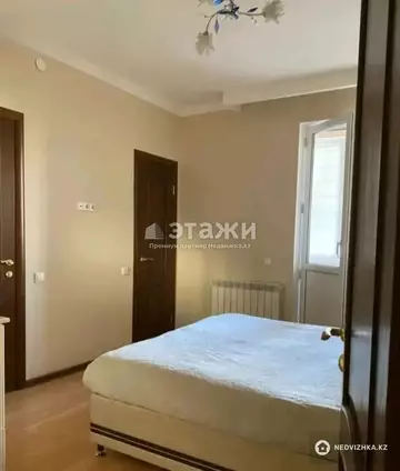 3-комнатная квартира, этаж 2 из 12, 98 м²