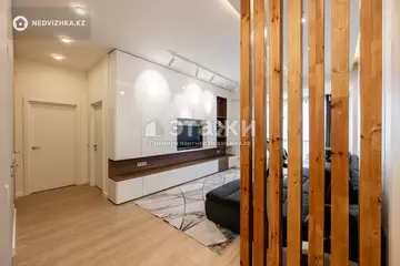 72 м², 2-комнатная квартира, этаж 10 из 10, 72 м², изображение - 1