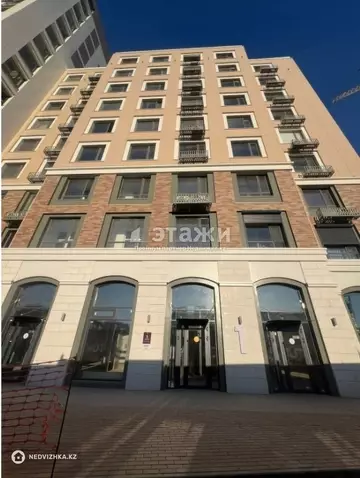 2-комнатная квартира, этаж 4 из 17, 65 м²