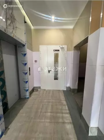 2-комнатная квартира, этаж 4 из 17, 65 м²