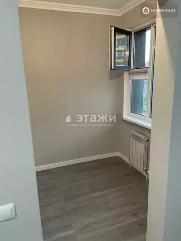 2-комнатная квартира, этаж 4 из 12, 42 м²