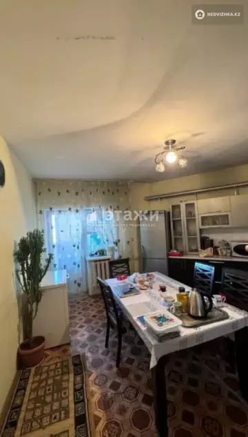 3-комнатная квартира, этаж 9 из 9, 96 м²