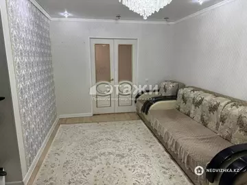 2-комнатная квартира, этаж 3 из 6, 58 м²