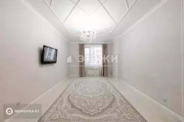 2-комнатная квартира, этаж 8 из 10, 69 м²