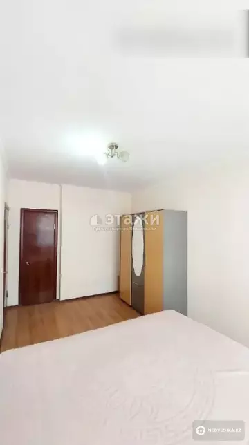 65.3 м², 2-комнатная квартира, этаж 4 из 10, 65 м², изображение - 2