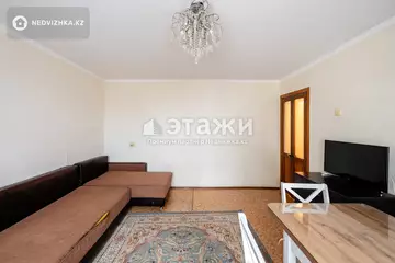 2-комнатная квартира, этаж 4 из 5, 52 м²