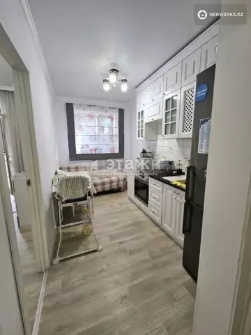 1-комнатная квартира, этаж 3 из 8, 32 м²