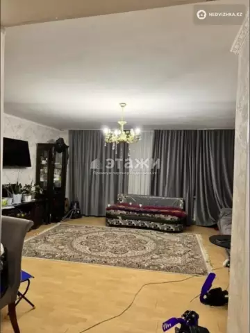 3-комнатная квартира, этаж 1 из 5, 96 м²