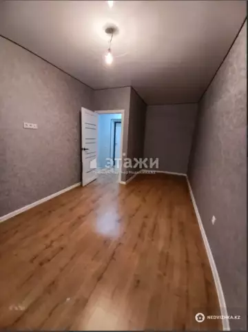 1-комнатная квартира, этаж 3 из 9, 38 м²