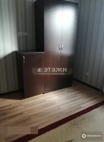 2-комнатная квартира, этаж 4 из 15, 49 м²