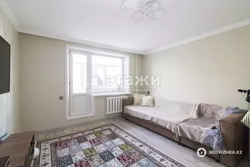 3-комнатная квартира, этаж 8 из 9, 64 м²
