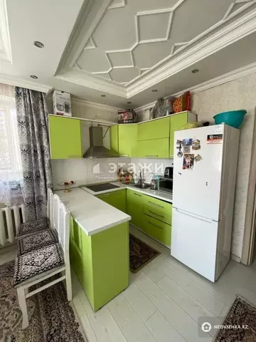 2-комнатная квартира, этаж 3 из 10, 68 м²