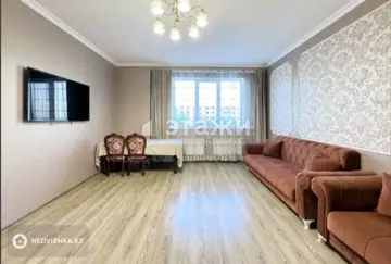 100 м², 3-комнатная квартира, этаж 4 из 10, 100 м², изображение - 0