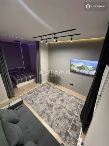 1-комнатная квартира, этаж 10 из 10, 45 м²