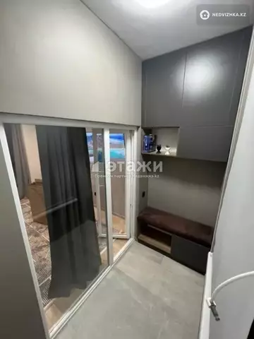 1-комнатная квартира, этаж 10 из 10, 45 м²
