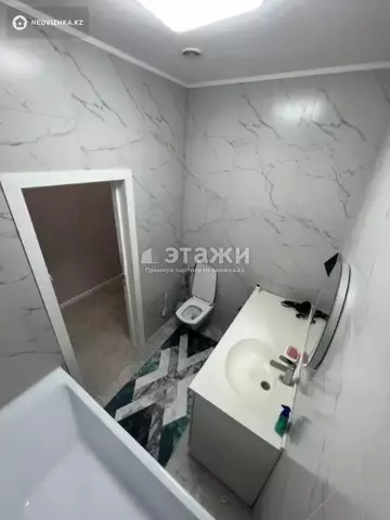 1-комнатная квартира, этаж 10 из 10, 45 м²