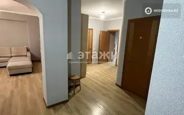 3-комнатная квартира, этаж 8 из 24, 109 м²