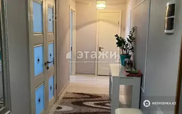 2-комнатная квартира, этаж 4 из 5, 55 м²