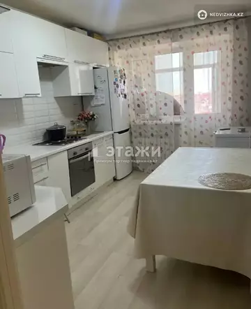 2-комнатная квартира, этаж 4 из 5, 55 м²