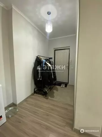1-комнатная квартира, этаж 9 из 9, 39 м²