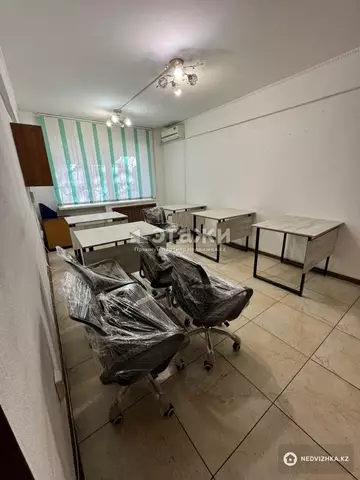 2-комнатная квартира, этаж 1 из 5, 45 м²