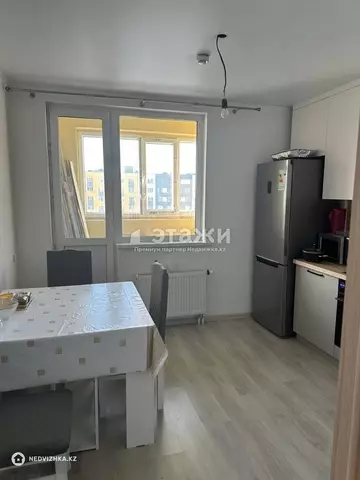 1-комнатная квартира, этаж 8 из 10, 42 м²
