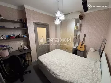 2-комнатная квартира, этаж 9 из 9, 43 м²
