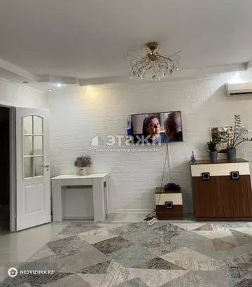 2-комнатная квартира, этаж 3 из 5, 70 м²
