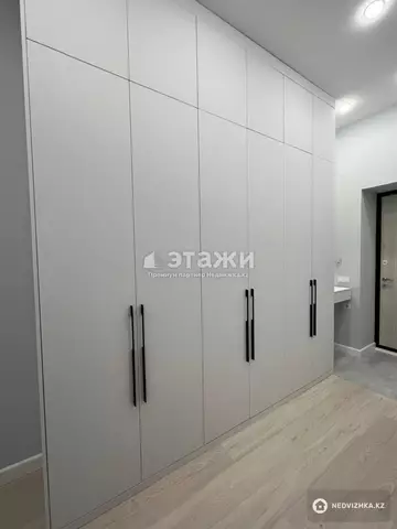 3-комнатная квартира, этаж 3 из 8, 77 м²