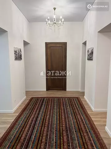 4-комнатная квартира, этаж 7 из 9, 134 м²