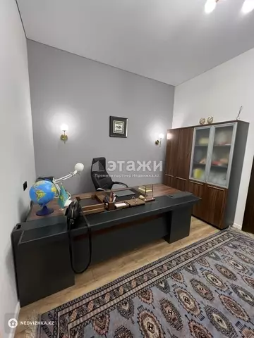4-комнатная квартира, этаж 7 из 9, 134 м²
