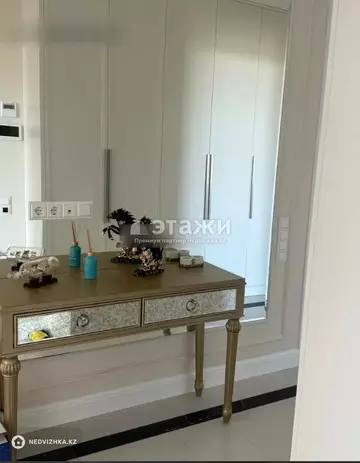 2-комнатная квартира, этаж 5 из 6, 95 м²
