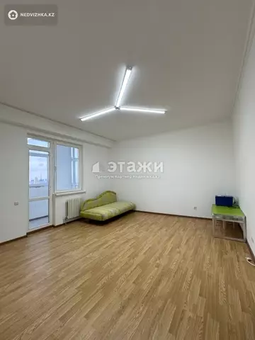 4-комнатная квартира, этаж 18 из 20, 171 м²