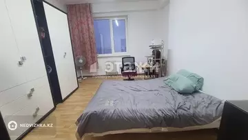 4-комнатная квартира, этаж 18 из 20, 171 м²