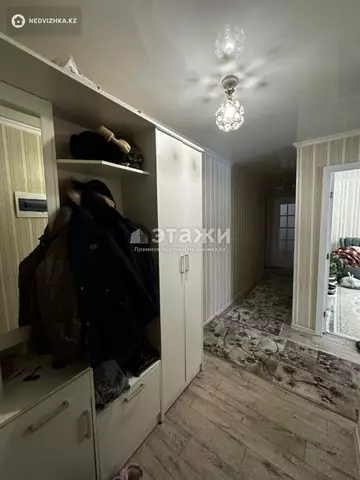 3-комнатная квартира, этаж 1 из 9, 74 м²