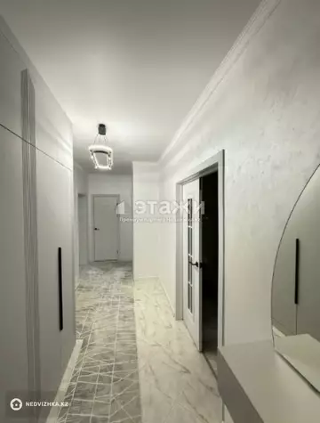 2-комнатная квартира, этаж 1 из 9, 72 м²