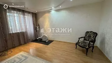 4-комнатная квартира, этаж 10 из 12, 138 м²