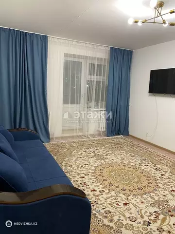 1-комнатная квартира, этаж 3 из 5, 38 м²