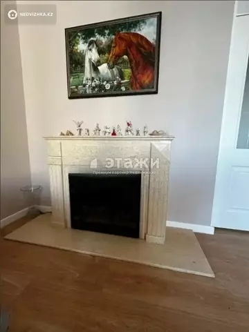 3-комнатная квартира, этаж 8 из 10, 80 м²