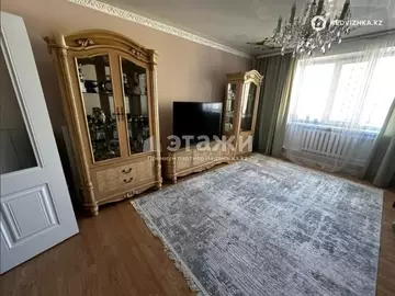 3-комнатная квартира, этаж 8 из 10, 80 м²