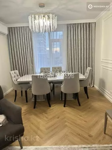 4-комнатная квартира, этаж 6 из 14, 132 м²