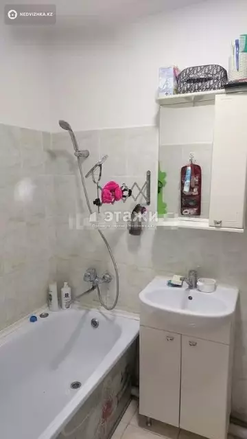 1-комнатная квартира, этаж 4 из 10, 41 м²