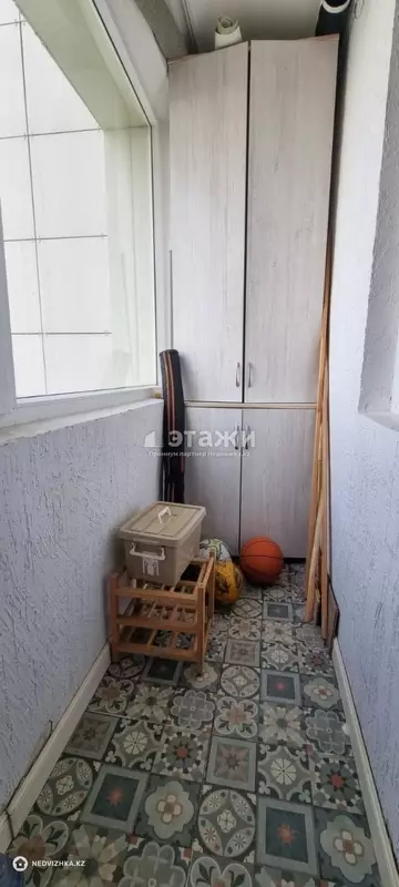 2-комнатная квартира, этаж 4 из 12, 79 м²